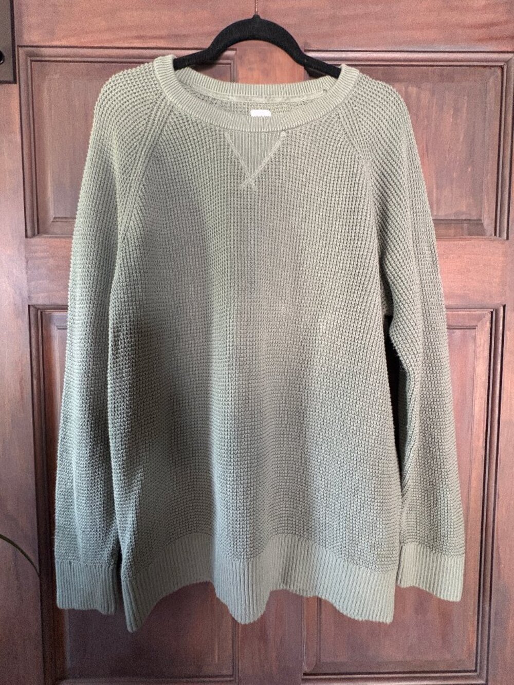 GAP size L sage green sweater